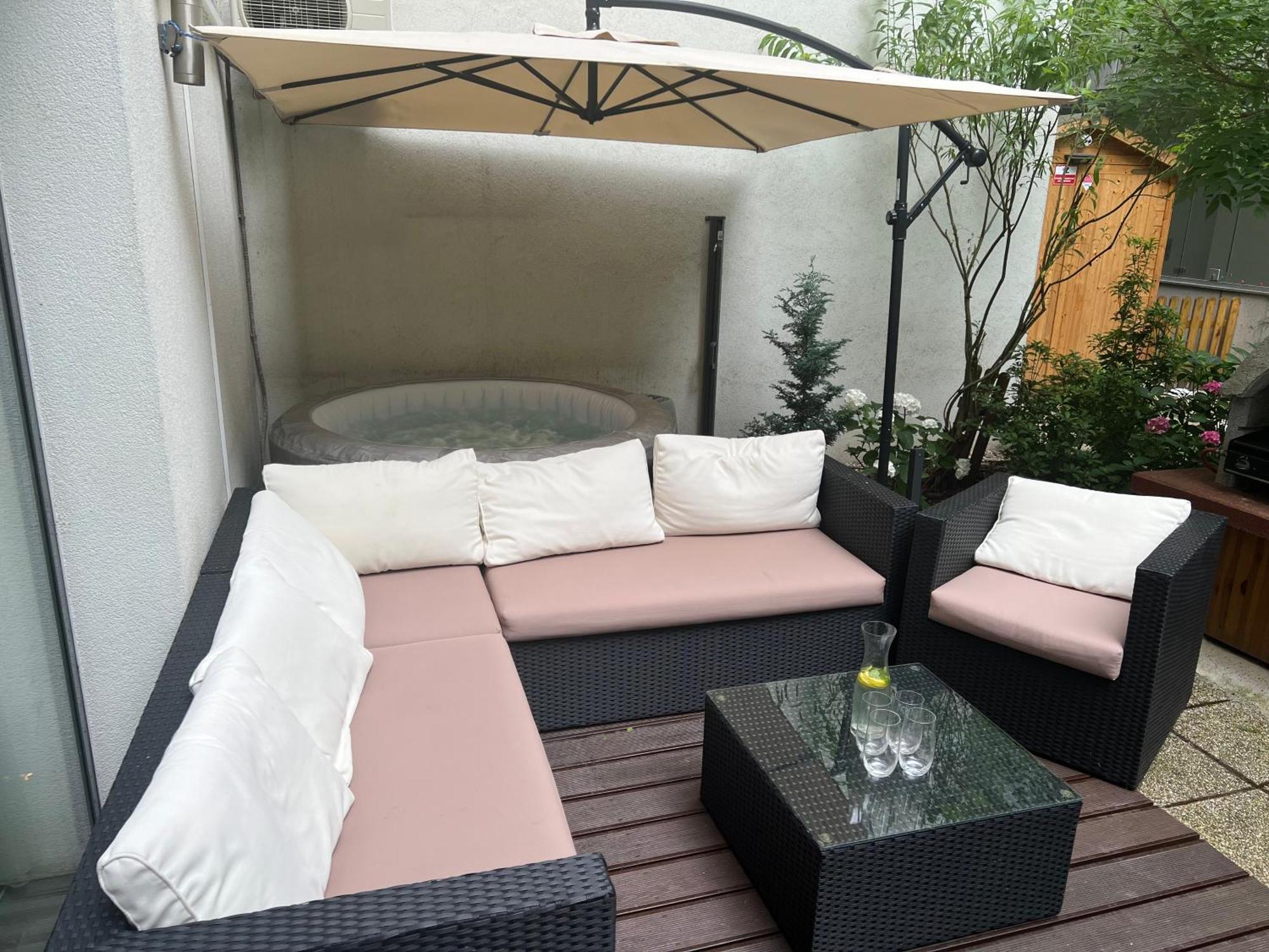 Forest Park Garden Apartment Bratislava Exterior photo