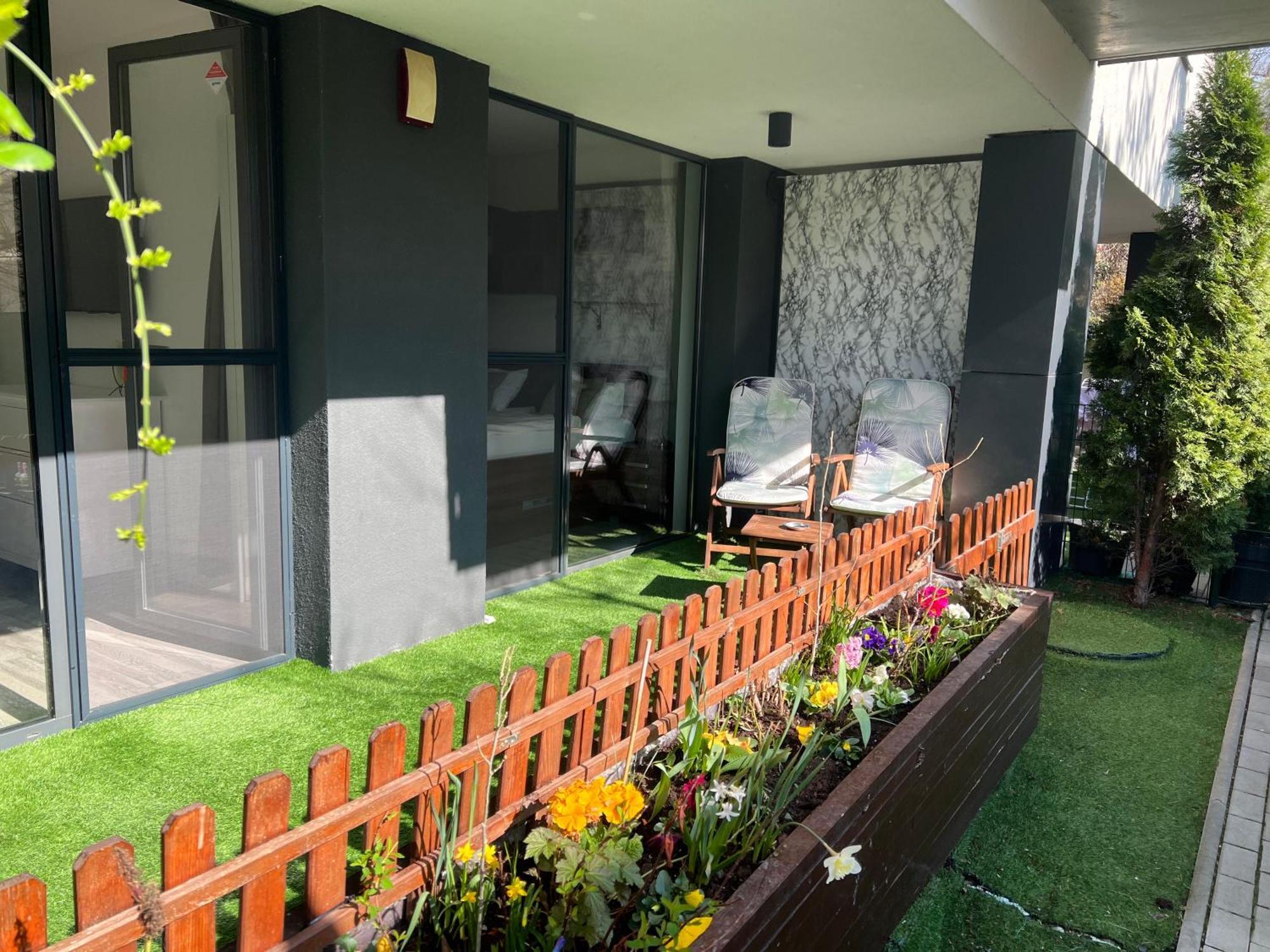 Forest Park Garden Apartment Bratislava Exterior photo