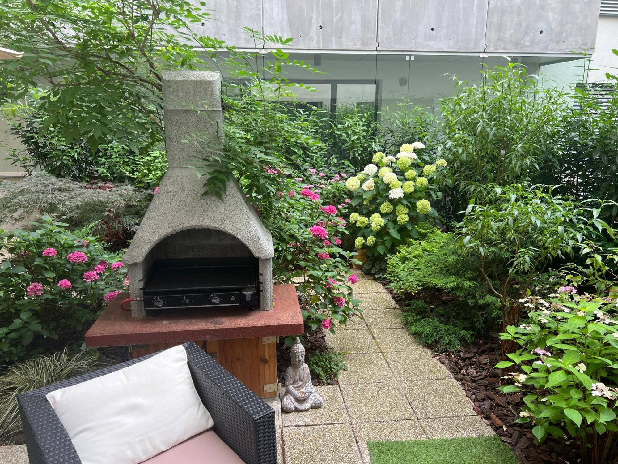 Forest Park Garden Apartment Bratislava Exterior photo